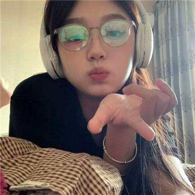 珠光宝气的拉各斯人