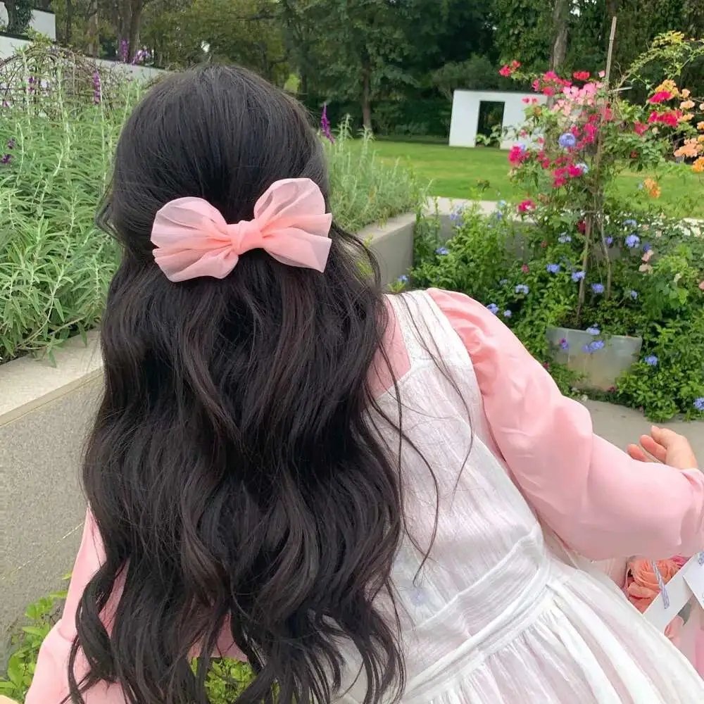 离婚当日，绝美女总裁求我娶她