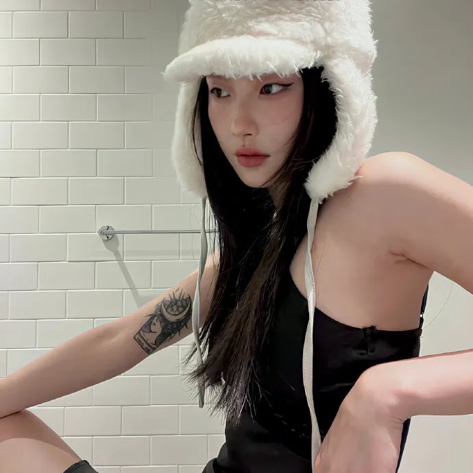 自由，平等，友谊-足球